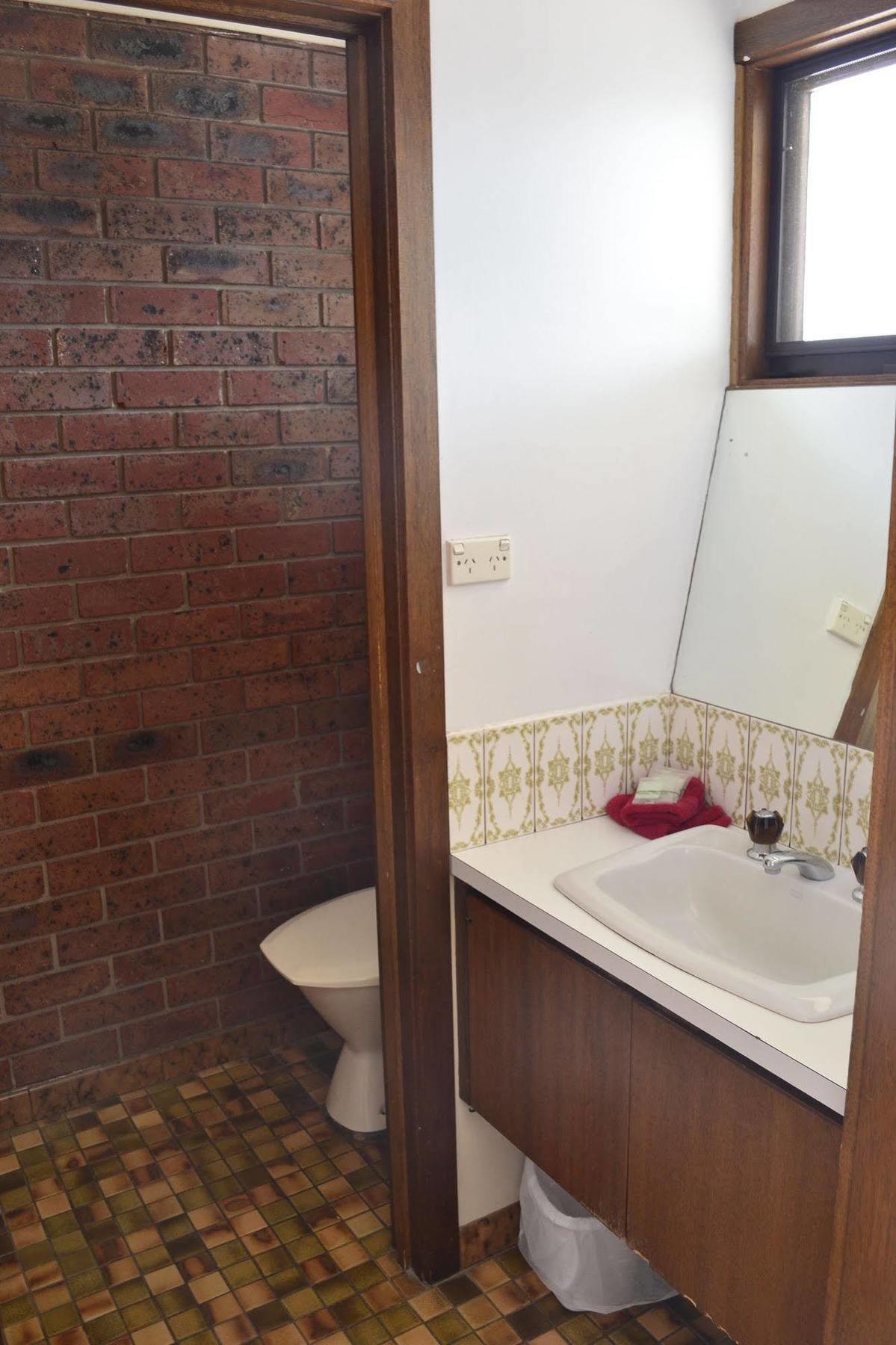 Kardinia Park Motel Джилонг Екстериор снимка